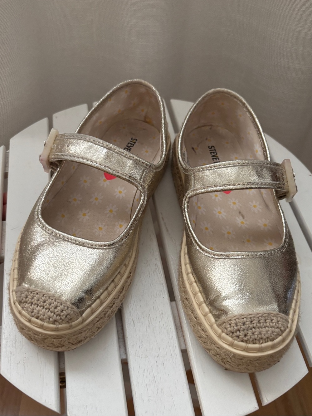 Steve Madden Kids Metallic Gold Mary Jane Espadrille Size 2